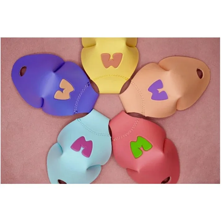 Moxi Beach Bunny Toe Caps